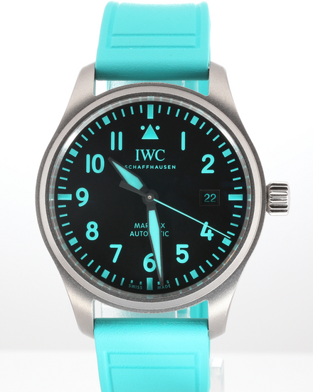 No Reserve - IWC Schaffhausen Pilot Mark XX "Mercedes-AMG Petronas F1" 40MM Black Dial Rubber Strap (IW328210)