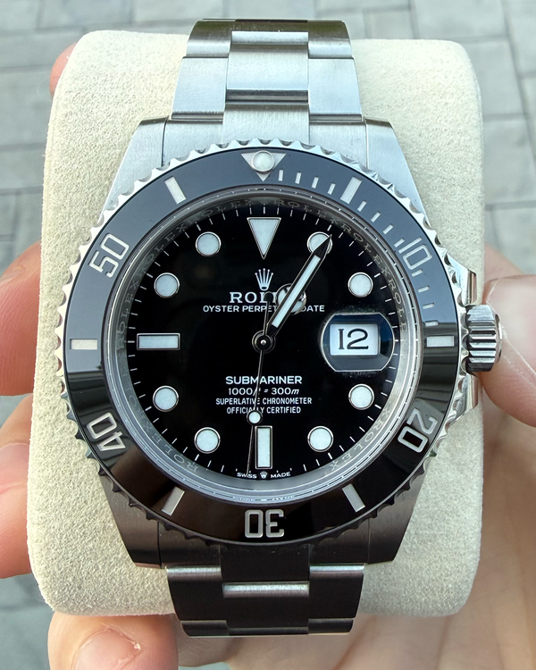 Rolex Submariner (126610LN)