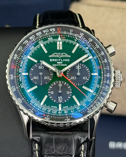 2026 Breitling Navitimer B01 Chronograph 46MM Green Dial Leather Strap (AB0137241L1P1)