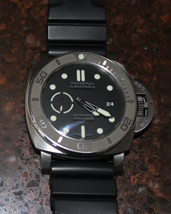 Panerai Submersible "Mike Horn" S.E. 47MM Black Dial Rubber Strap (PAM00984)