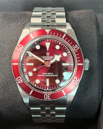 No Reserve - 2026 Tudor Black Bay 58' 39MM Red Dial Steel Bracelet (7939A1A0RU)
