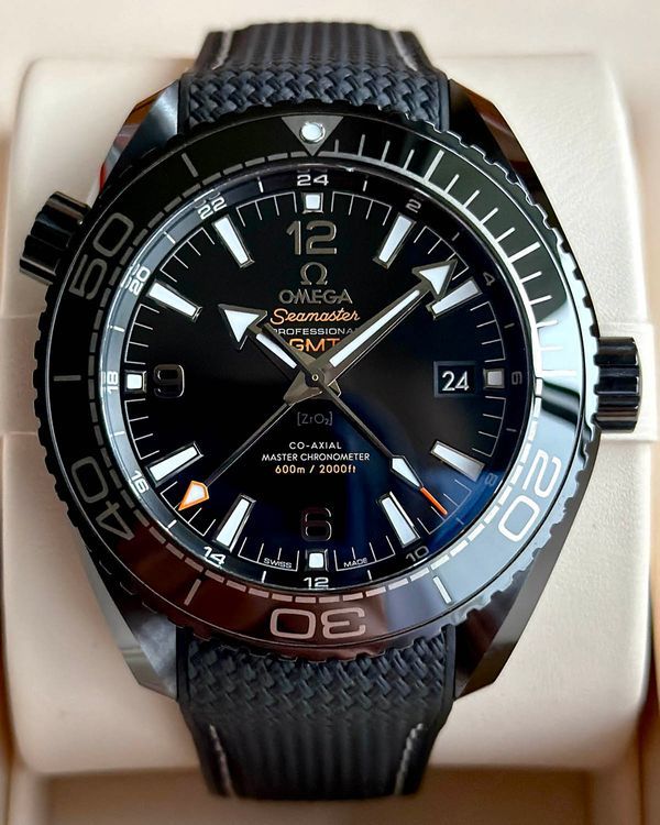 Omega Seamaster Planet Ocean 600M "Deep Black" 45.5MM Black Dial Rubber Strap (215.92.46.22.01.001)