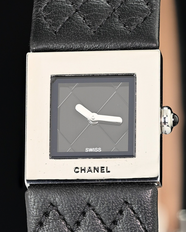 Chanel Matelasse (Q.C.28899)