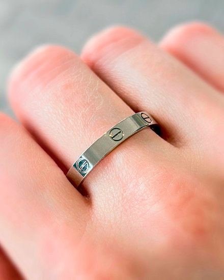2022 Cartier Love Ring Small White Gold (B4085100)