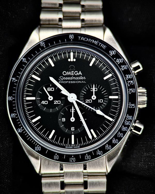 Omega Speedmaster Professional Moonwatch (310.30.42.50.01.002)