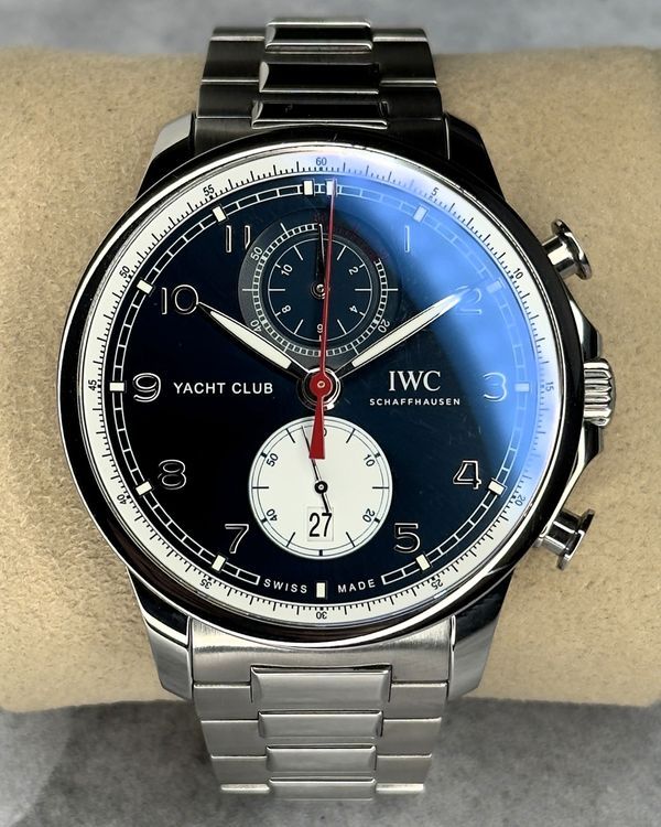 IWC Schaffhausen IWC Portugieser (IW390704)