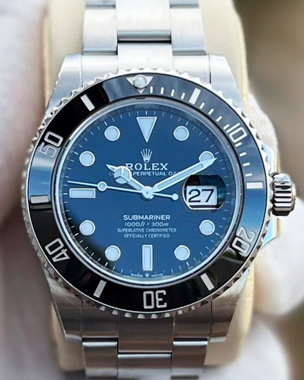 Rolex Submariner Date 41MM Black Dial Oyster Bracelet (126610LN)