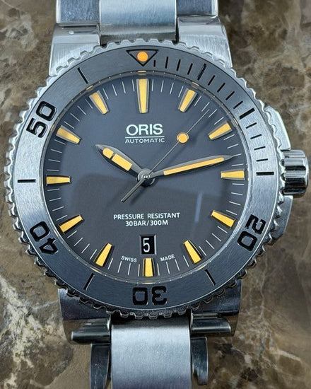 Oris Aquis Date 43MM Grey Dial Steel Bracelet (01 733 7653 4158-07 8 26 01PEB)