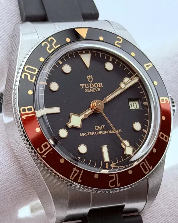 Tudor Black Bay (M7939G1A0NRU-0002)