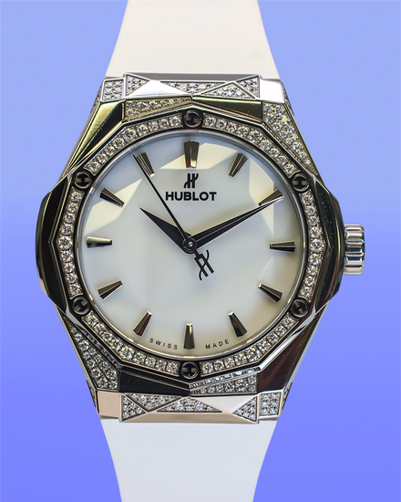 No Reserve - 2025 Hublot Classic Fusion "Orlinski Alternate Pavé" 40MM White Dial Rubber Strap (550.NS.2200.RW.ORL20)