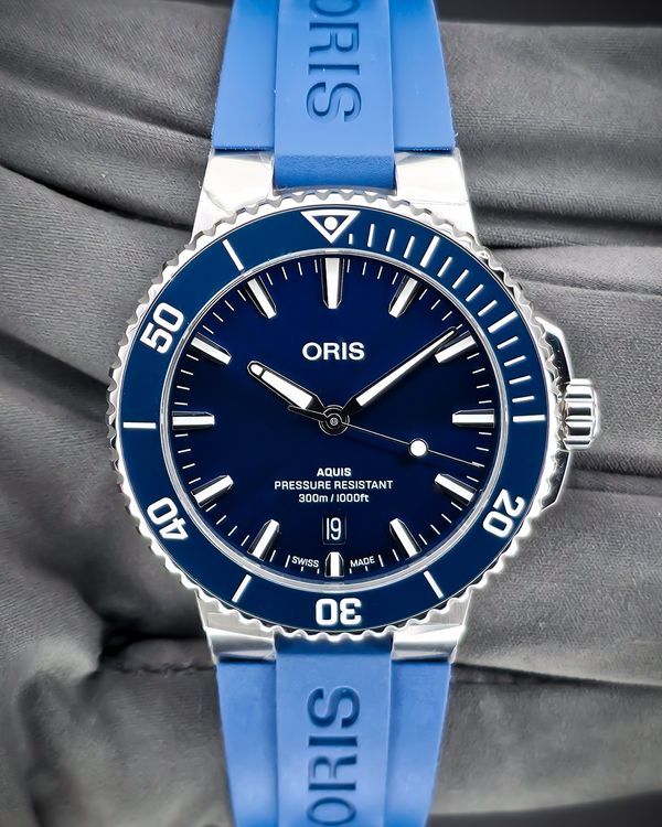 Oris Aquis Date (01 733 7787 4135-07 4 22 35FC)