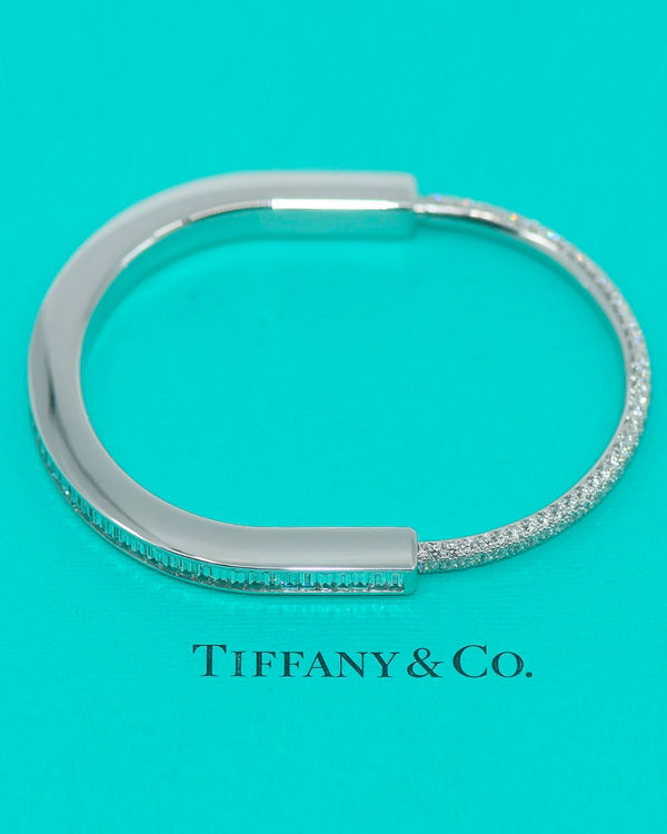 Tiffany Accessories Lock XL Bracelet 6.76-7.25IN Diamonds/White Gold Bracelet (LOCK)