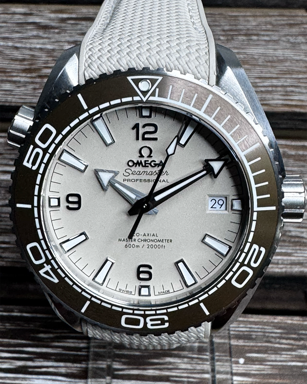 Omega Seamaster Planet Ocean (215.32.44.21.09.001)