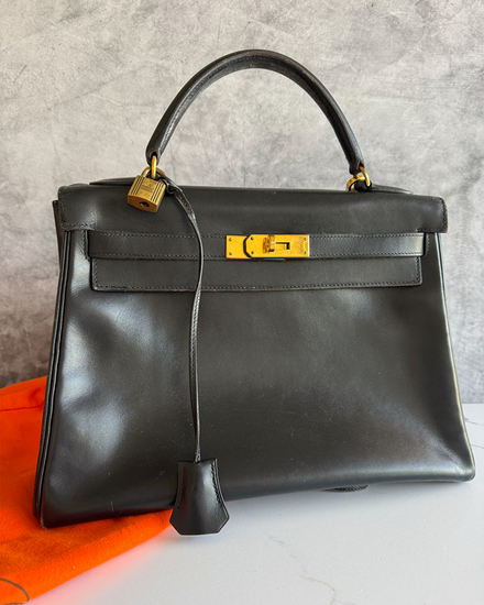 1991 Hermès Kelly Two-Way Handbag 4.72 x 8.66 x 12.59IN Gold Hardware Leather Strap (30)