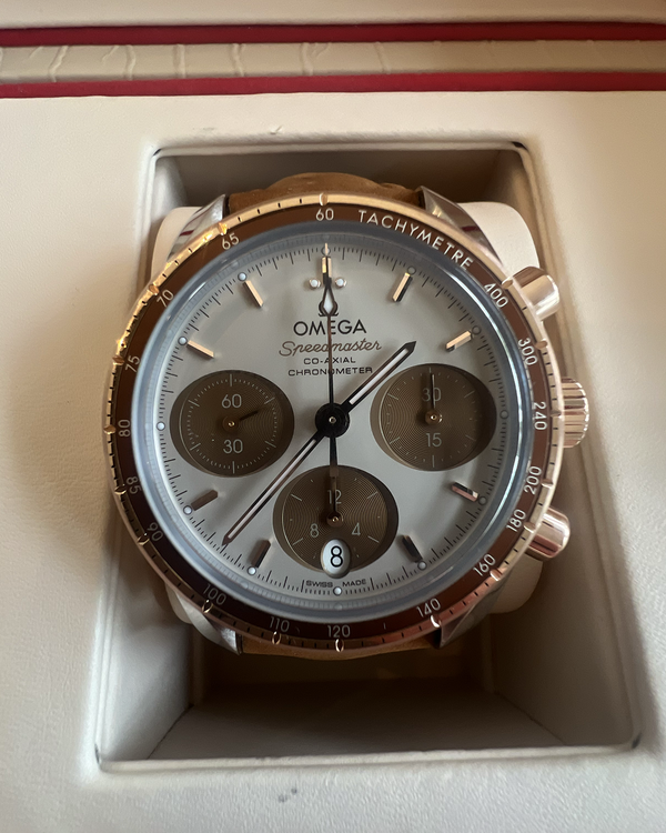 Omega Speedmaster (324.23.38.50.02.002)