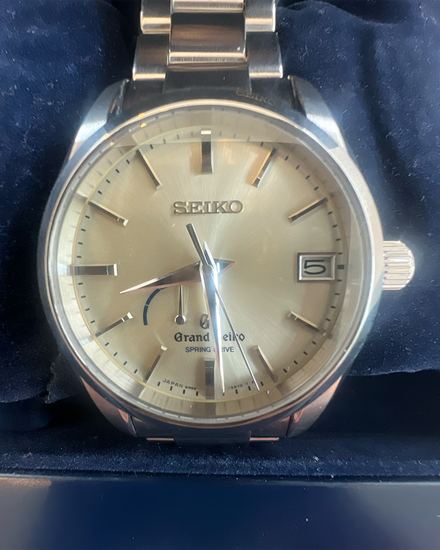 2014 Grand Seiko Spring Drive Master Shop 39MM Silver Dial Steel Bracelet (SBGA083)