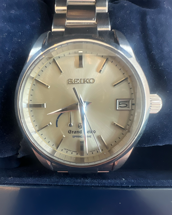 Grand Seiko Spring Drive (SBGA083)