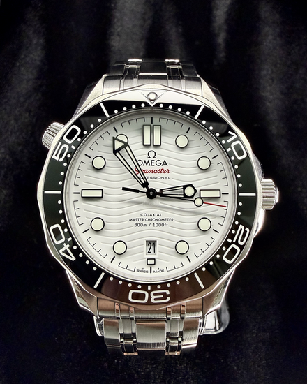 2026 Omega Seamaster Diver 300M 42MM White Dial Steel Bracelet (210.30.42.20.04.001)