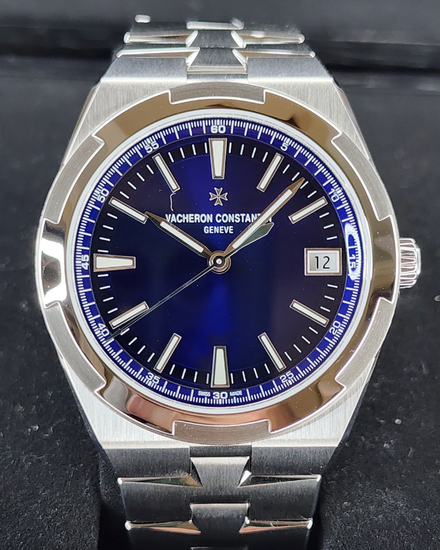 2025 Vacheron Constantin Overseas 41MM Blue Dial Steel Bracelet (4520V/210A-B128)