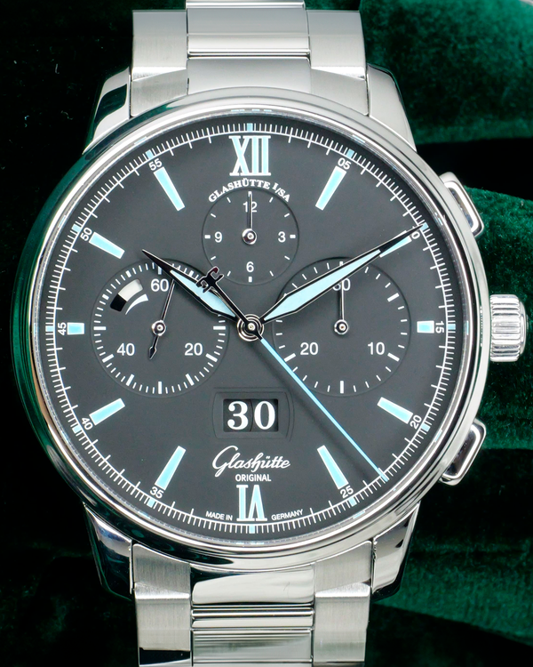 Glashütte Original Senator Chronograph Panorama Date 42MM Black Dial Steel Bracelet (1-37-01-03-02-71)