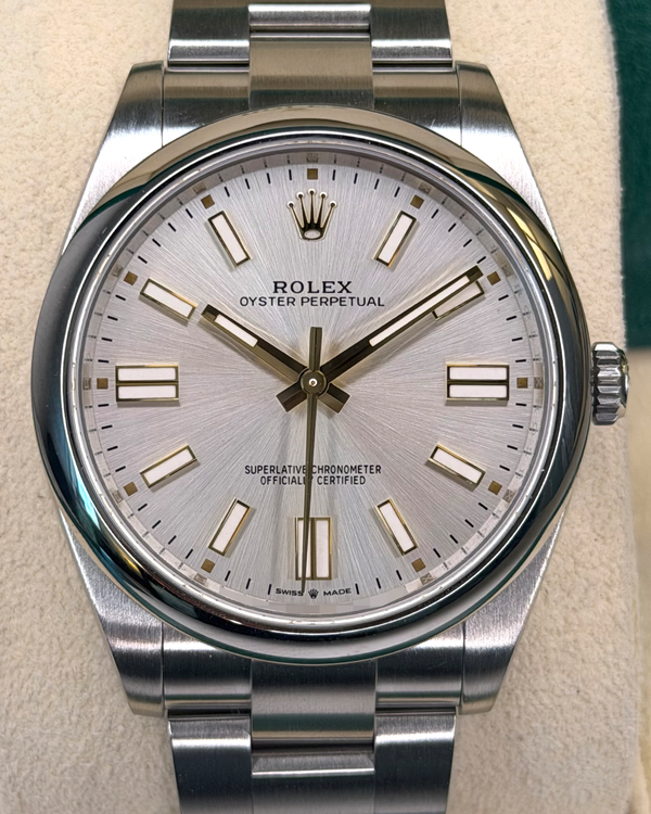 Rolex Oyster Perpetual (124300)