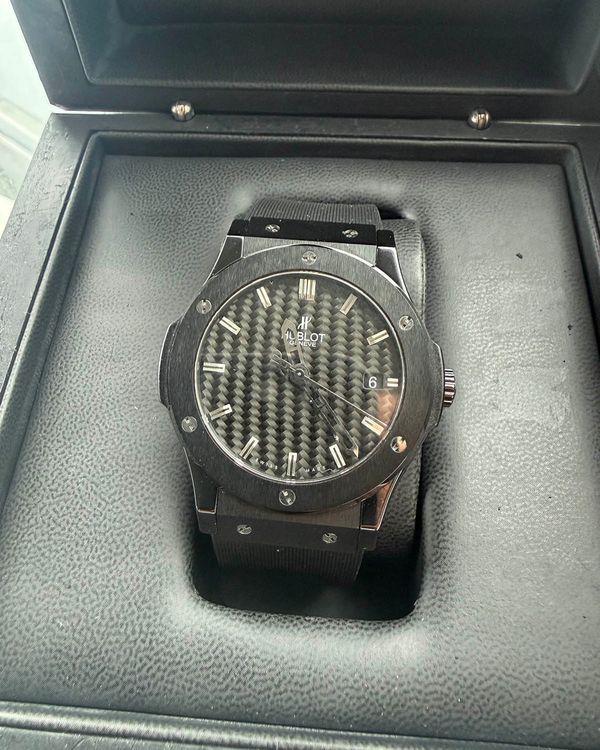Hublot Classic Fusion (511.CM.1670.RX)