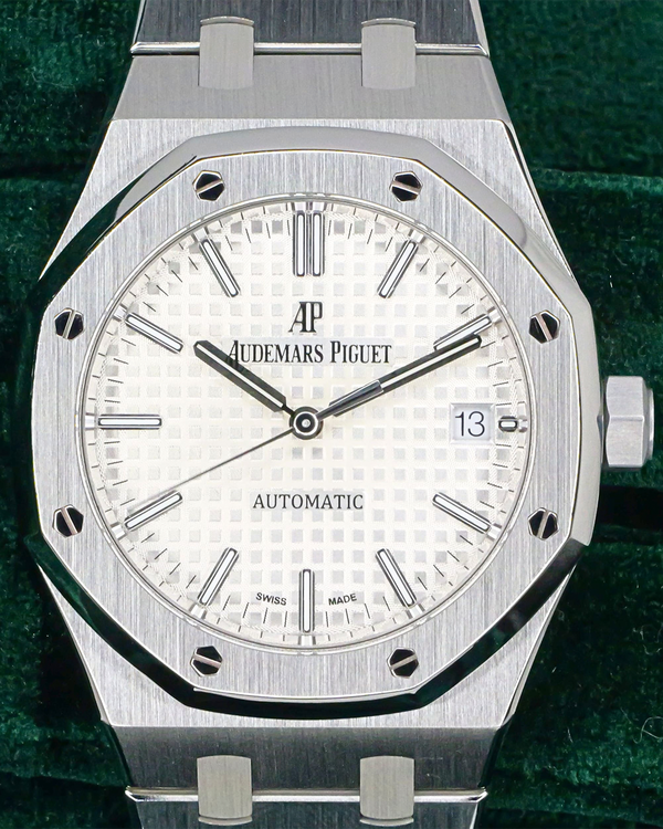 Audemars Piguet Royal Oak 37MM Silver Dial Steel Bracelet (15450ST.OO.1256ST.01)