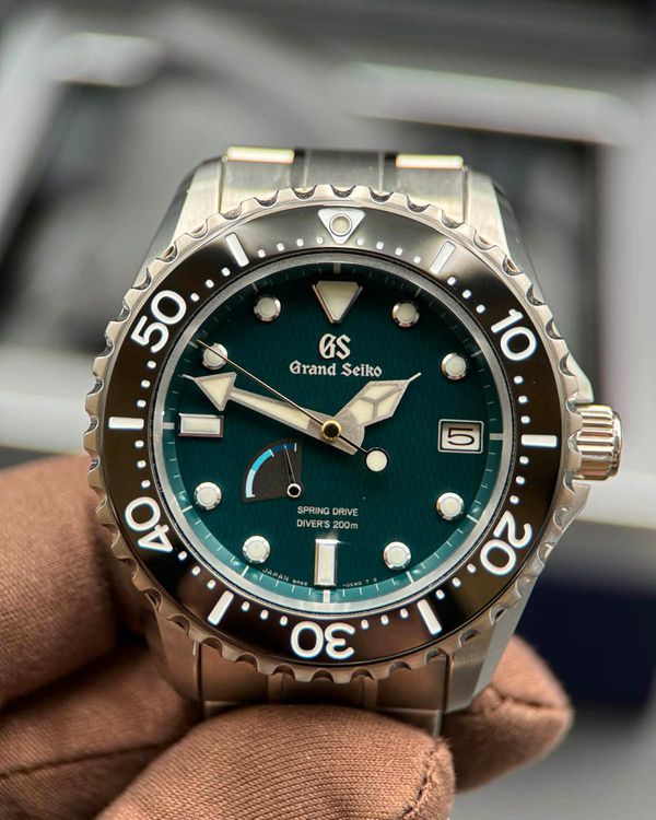 Grand Seiko Spring Drive (SBGA391)