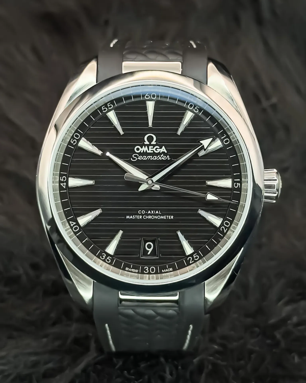 No Reserve - Omega Seamaster Aqua Terra 41MM Black Dial Rubber Strap (220.12.41.21.01.001)