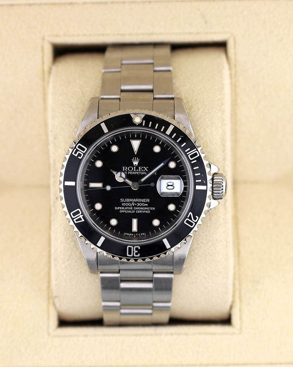 Rolex Submariner (16610LN)