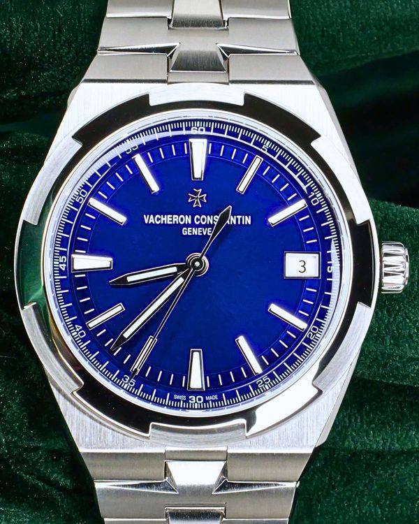 2025 Vacheron Constantin Overseas 41MM Blue Dial Steel Bracelet (4520V/210A-B128)