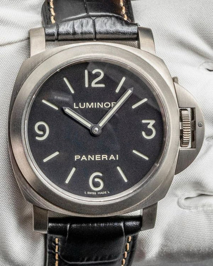 2016 Panerai Luminor Base 44MM Black Dial Leather Strap (PAM00176)