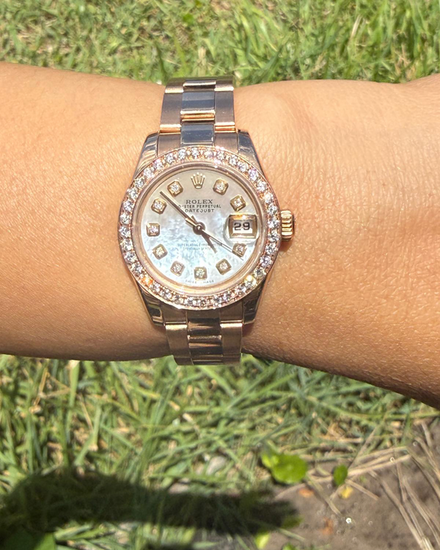 Rolex Lady-Datejust 26MM Mother of Pearl Dial Oyster Bracelet (179165)