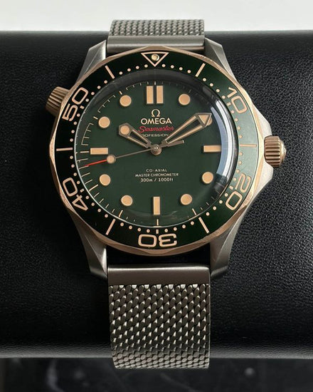 2025 Omega Seamaster Diver 300M 42MM Green Dial Titanium Bracelet (210.92.42.20.10.001)