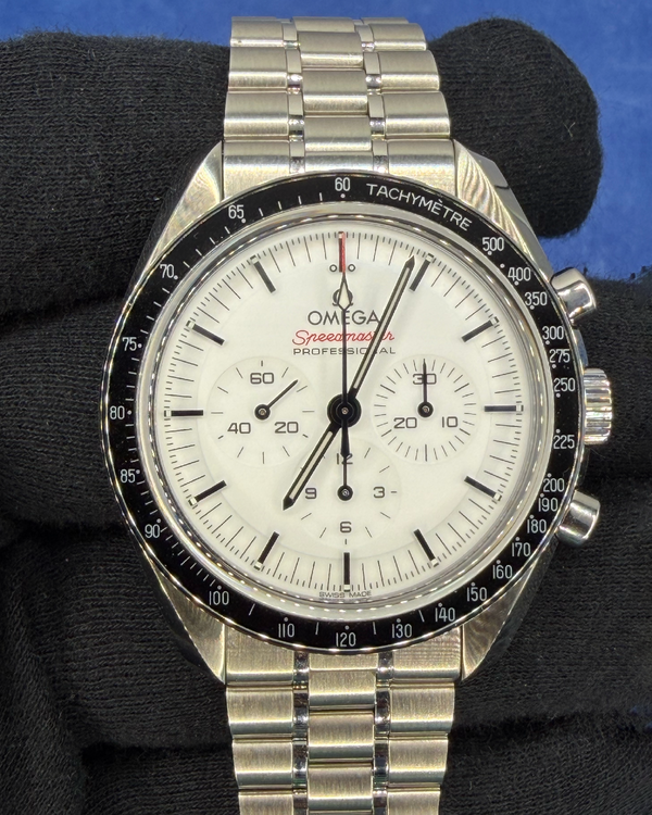 No Reserve - 2024 Omega Speedmaster Professional Moonwatch 42MM White Dial Steel Bracelet (310.30.42.50.04.001)