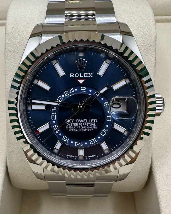 No Reserve - 2026 Rolex Sky-Dweller 42MM Blue Dial Oyster Bracelet (336934)