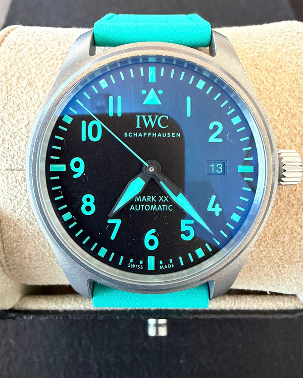 2025 IWC Schaffhausen Pilot Mark XX Mercedes-AMG Petronas F1 40MM Black Dial Rubber Strap (IW328210)