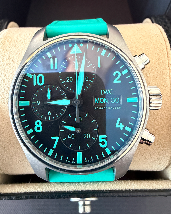2024 IWC Schaffhausen Pilot Chronograph "Mercedes AMG Petronas F1" 41MM Black Dial Rubber Strap (IW388108)