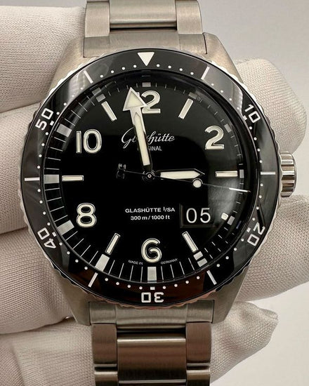 2026 Glashütte Original SeaQ Panorama Date 43.2MM Black Dial Steel Bracelet (1-36-13-01-80-70)