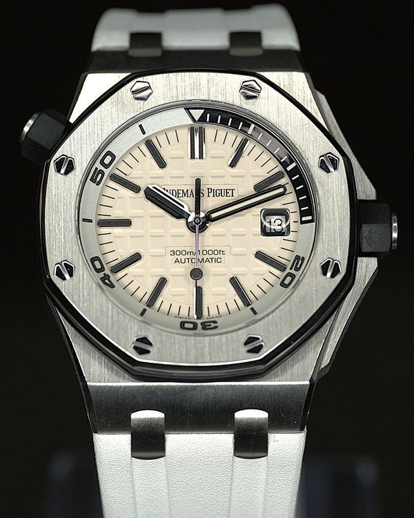 Audemars Piguet Royal Oak Offshore (15710ST.OO.A002CA.02)