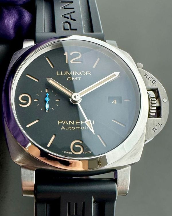 2019 Panerai Luminor 1950 3 Days GMT 44MM Black Dial Rubber Strap (PAM01320)