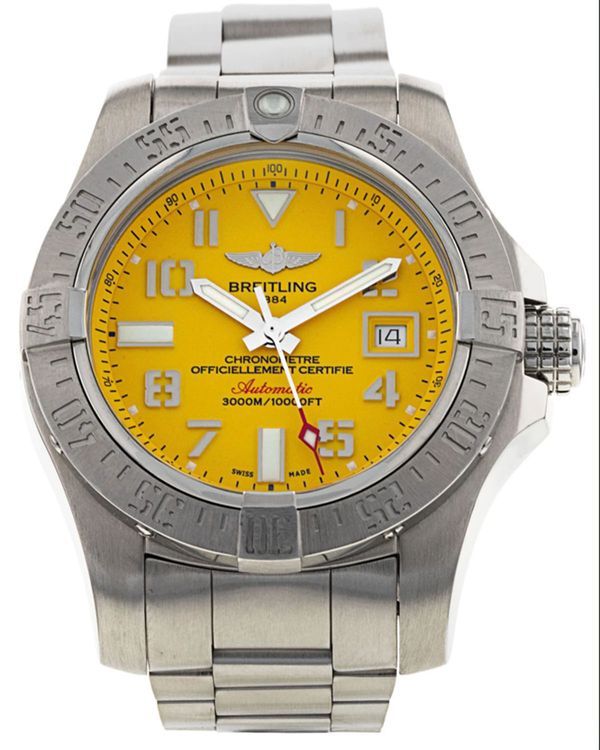 Breitling Avenger (A1733110/1519)