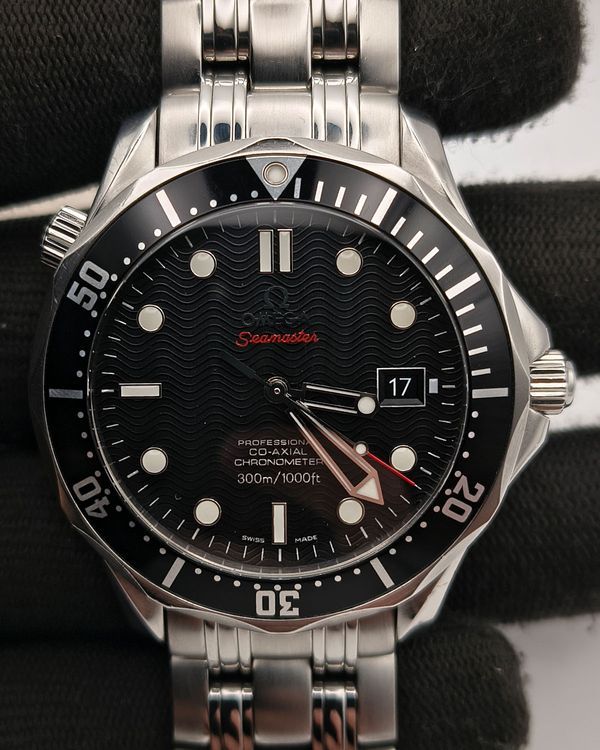 Omega Seamaster Diver 300M 41MM Black Dial Steel Bracelet (212.30.41.20.01.002)