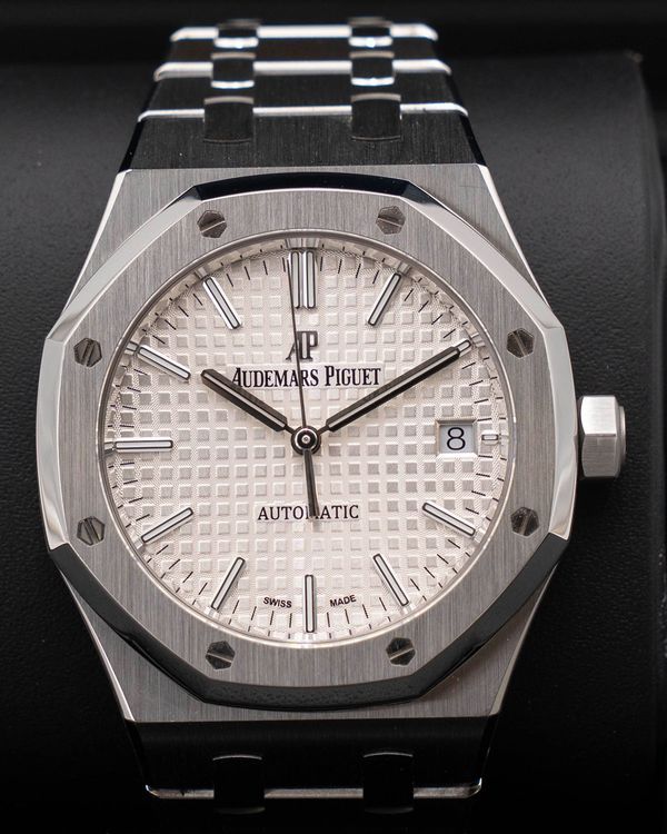 Audemars Piguet Royal Oak 37MM Silver Dial Steel Bracelet (15450ST.OO.1256ST.01)