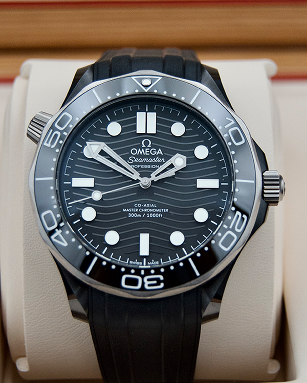 No Reserve - 2023 Omega Seamaster Diver 300M 43.5MM Black Dial Rubber Strap (210.92.44.20.01.001)