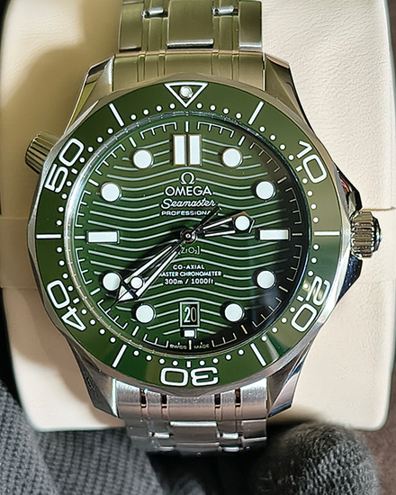 2026 Omega Seamaster Diver 300M 42MM Green Dial Steel Bracelet (210.30.42.20.10.001)