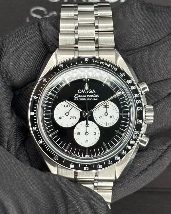 2026 Omega Speedmaster Professional Moonwatch 42MM Black Dial Steel Bracelet (310.30.42.50.01.004)