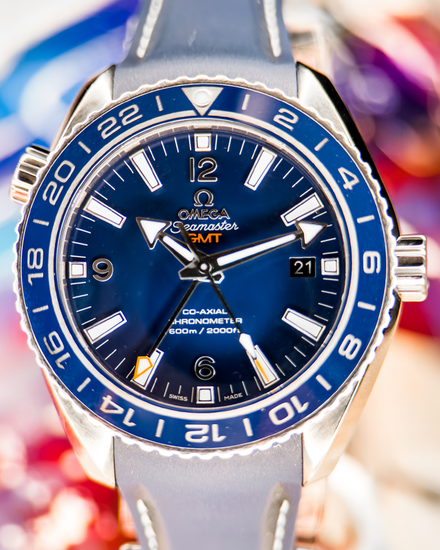 No Reserve - 2024 Omega Seamaster Planet Ocean 600M GMT 43.5MM Blue Dial Rubber Strap (232.92.44.22.03.001)
