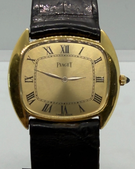 1980 Piaget Vintage Ultra Thin 32MM Champagne Dial Leather Strap (9582)