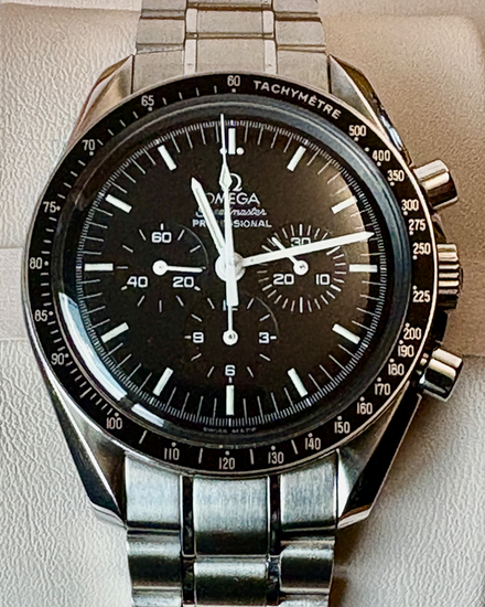 2017 Omega Speedmaster Professional Moonwatch 42MM Black Dial Steel Bracelet (3570.50.00)